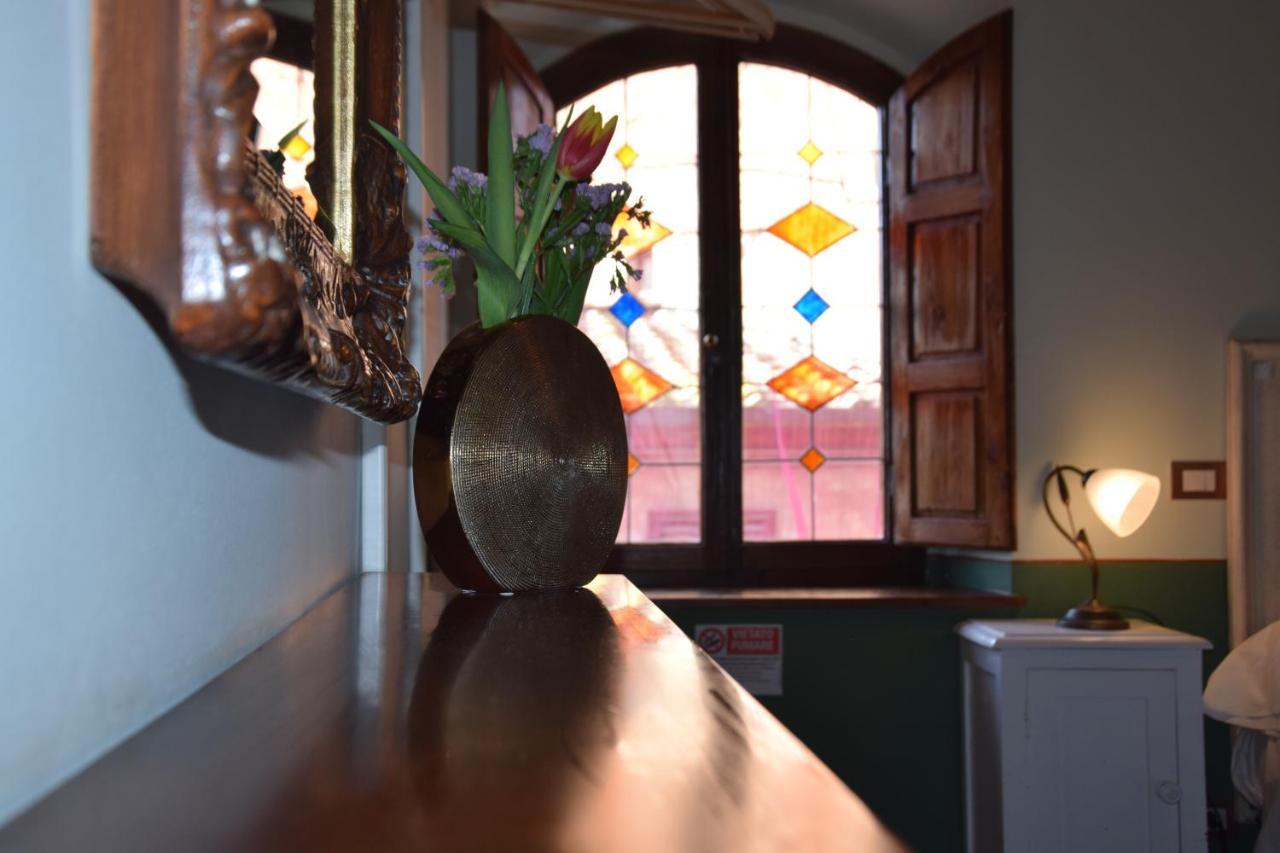 B&B Osteria Del Vicario 切塔尔多 外观 照片