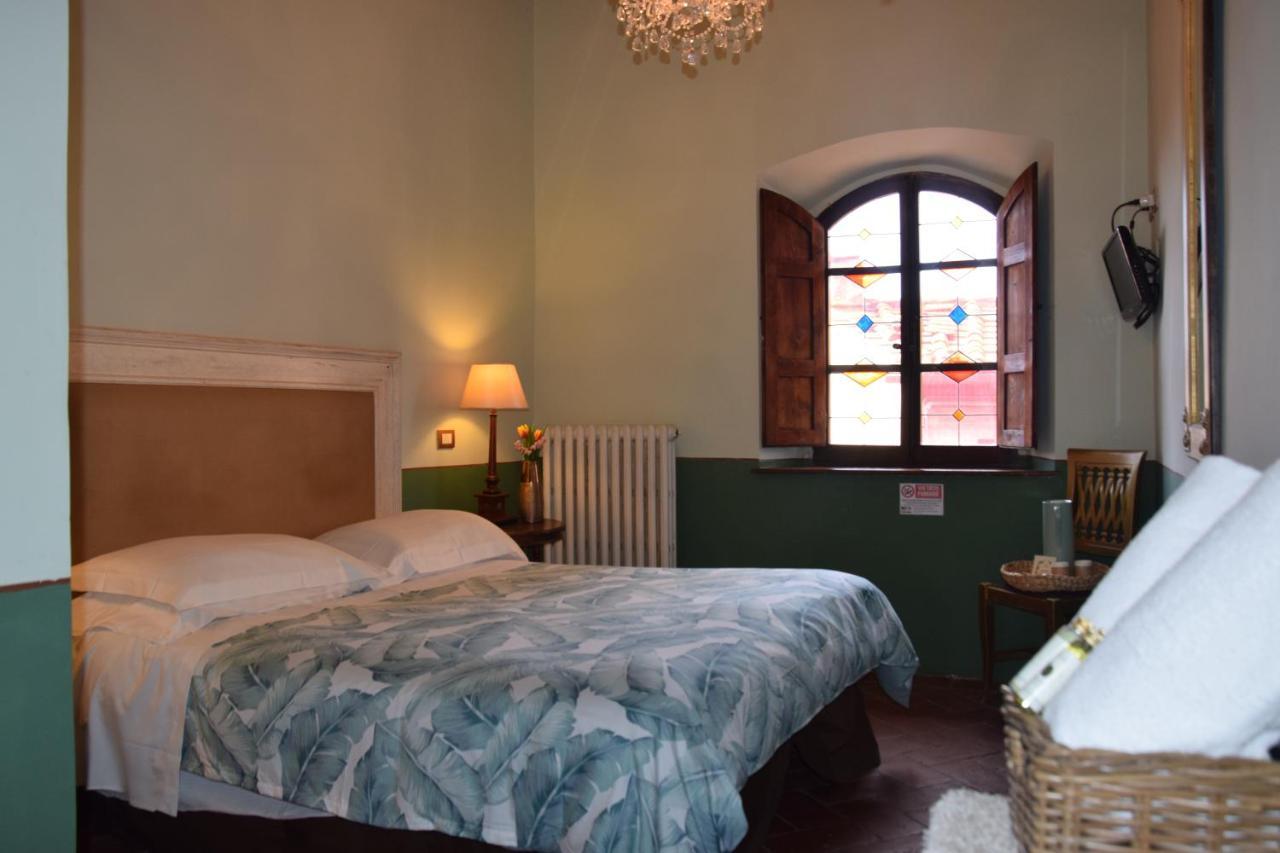 B&B Osteria Del Vicario 切塔尔多 外观 照片