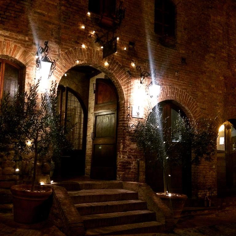 B&B Osteria Del Vicario 切塔尔多 外观 照片